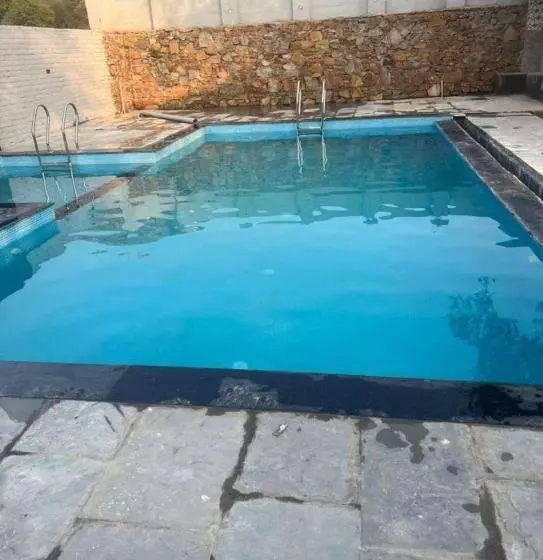 ホテル Inn gulmarg