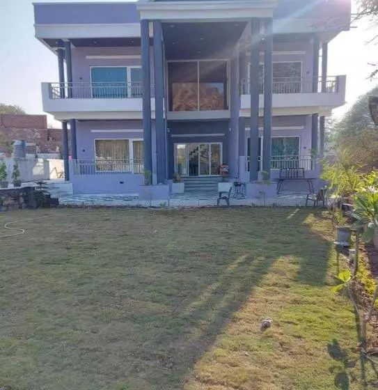 ホテル Inn gulmarg