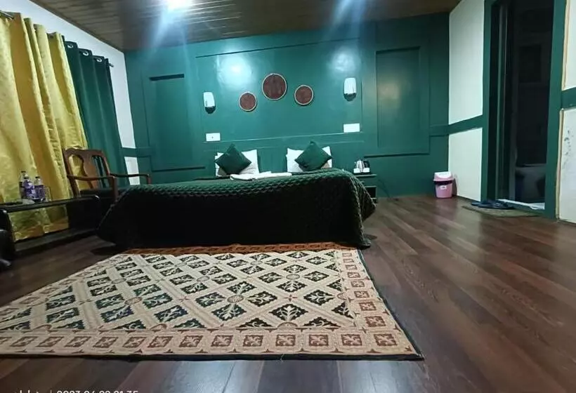 ホテル Inn gulmarg
