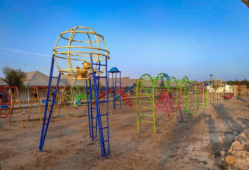 בית מלון כפרי Dholavira Tourism Resort