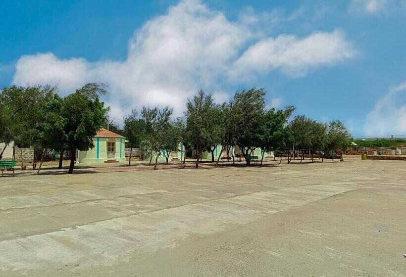 בית מלון כפרי Dholavira Tourism Resort