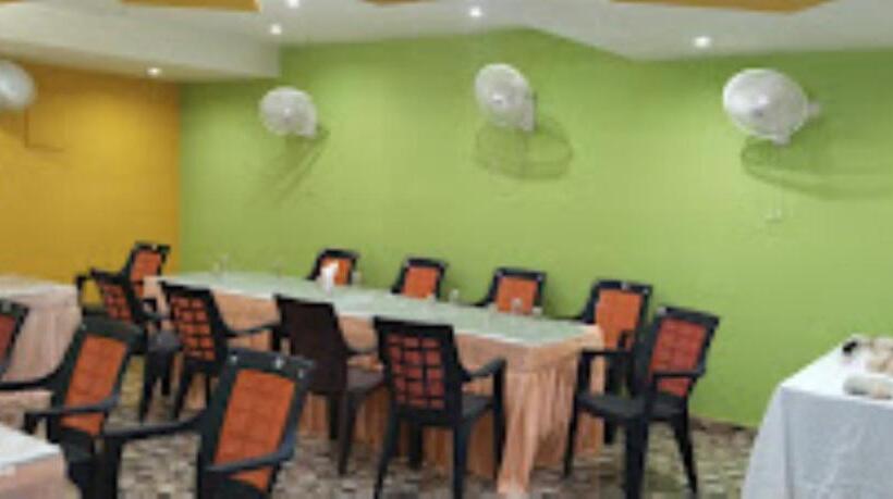 Hotel Silsila होटल सिलसिला , Varanasi