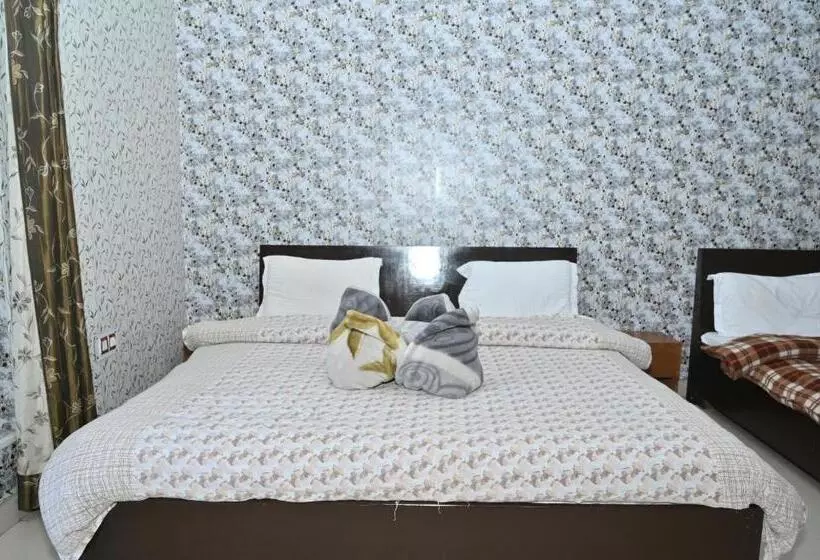 Hotelli Vasundhara Palace