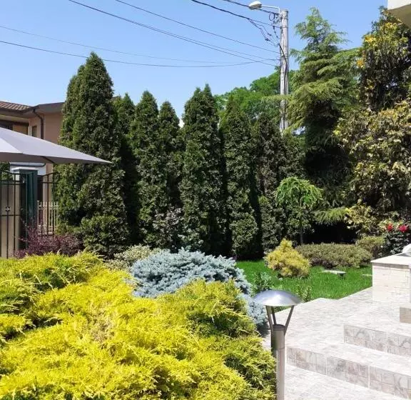 ペンション Green House