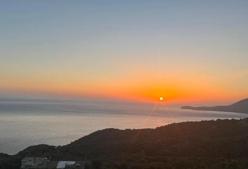 Пансион Rooms To Let Spiropali