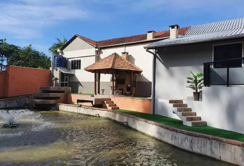 ユースホステル Tia Zani