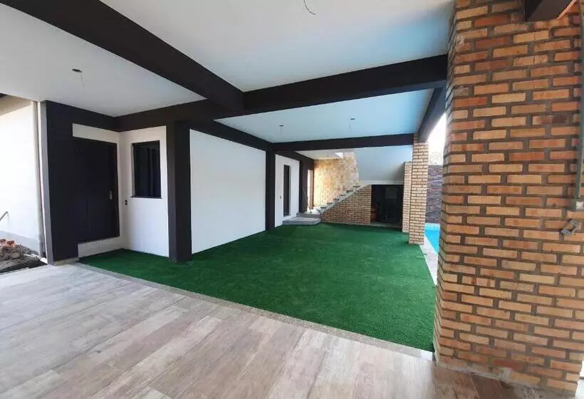 ユースホステル Tia Zani