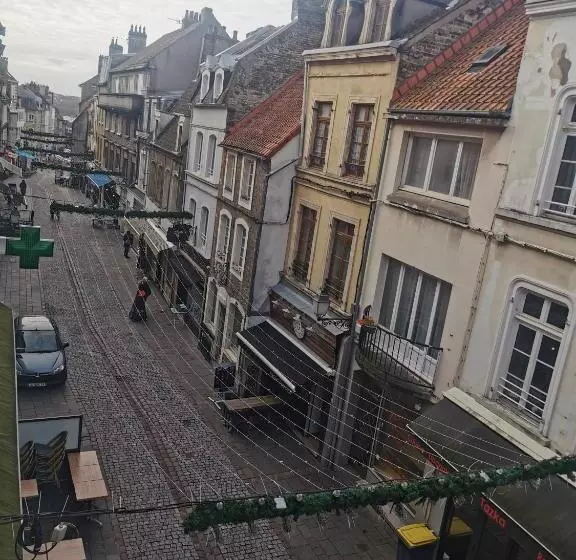 ベッドアンドブレックファースト La Chambre De Pousse