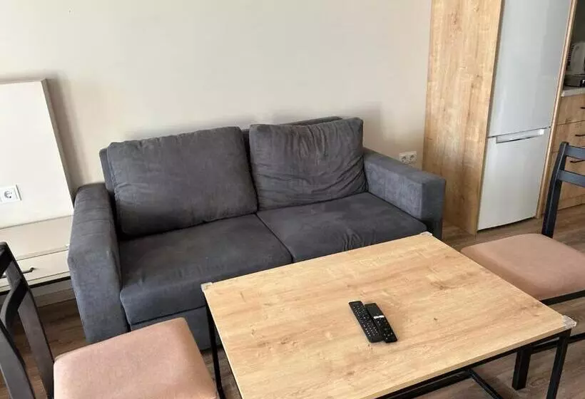 هتل Kechi House