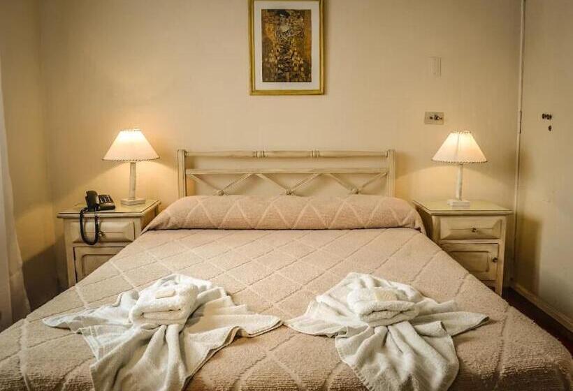 Hotel Nuevo Embajador