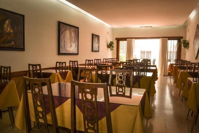 Hotel Nuevo Embajador