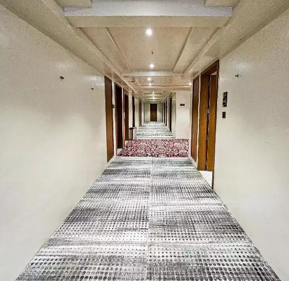 Hotelli The S Crown Somnath