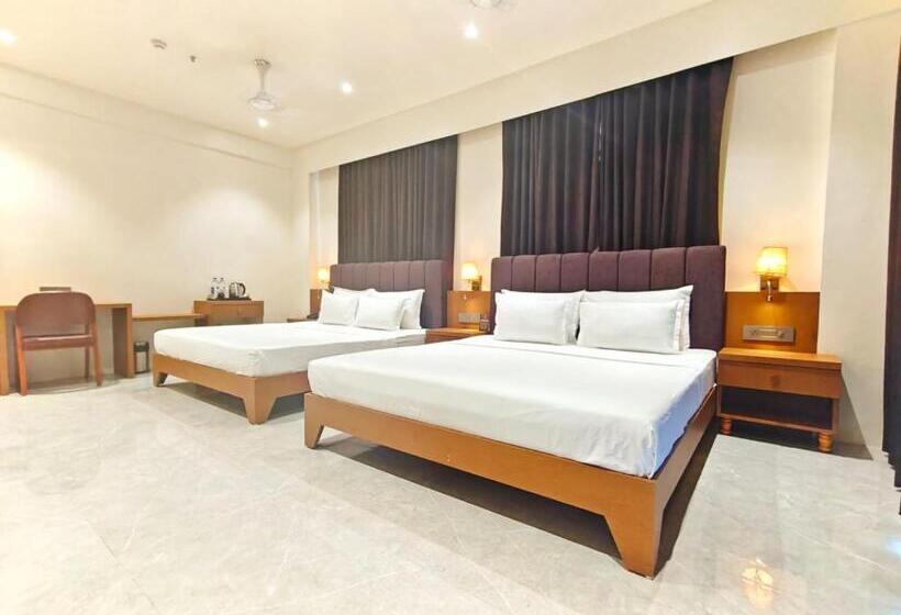 Hotel The S Crown Somnath