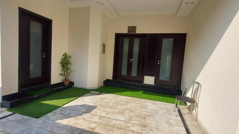 Islamabad Rezidor Motel