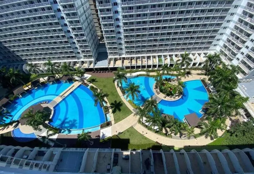 Macc Staycation Shell Residences Moa