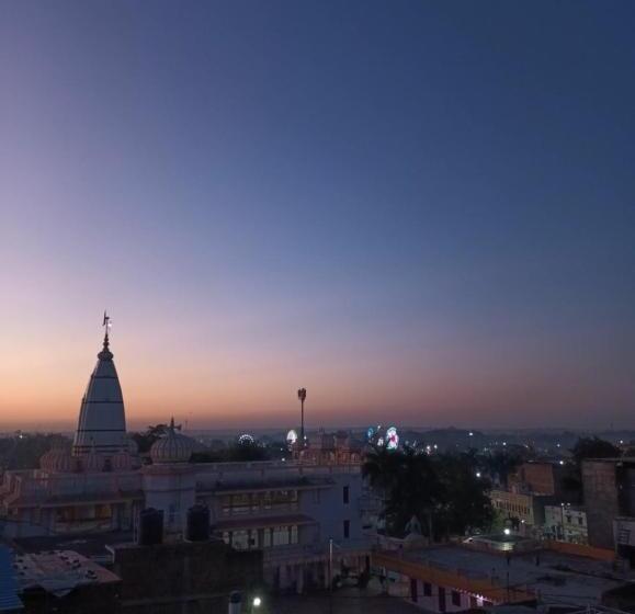 پانسیون Anand Yatri Grah   Home Stay, Ujjain