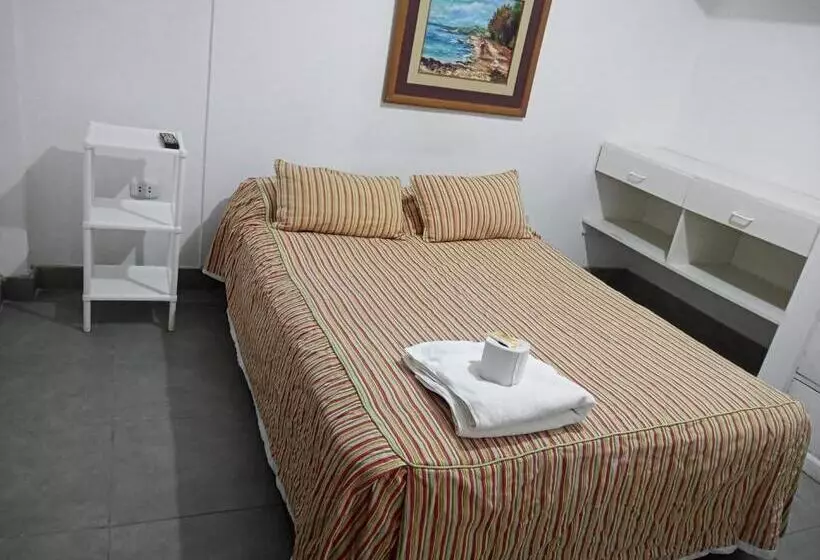 پانسیون Macarena Houses