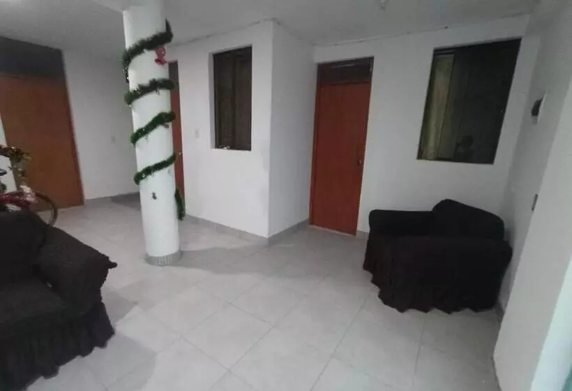 پانسیون Macarena Houses