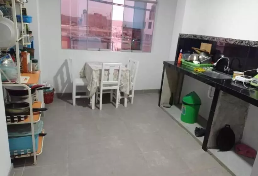 پانسیون Macarena Houses