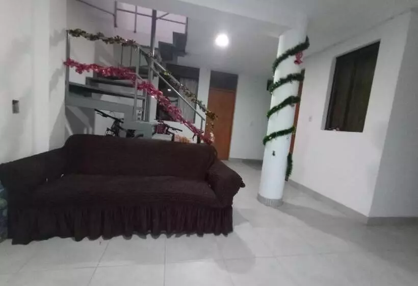 پانسیون Macarena Houses