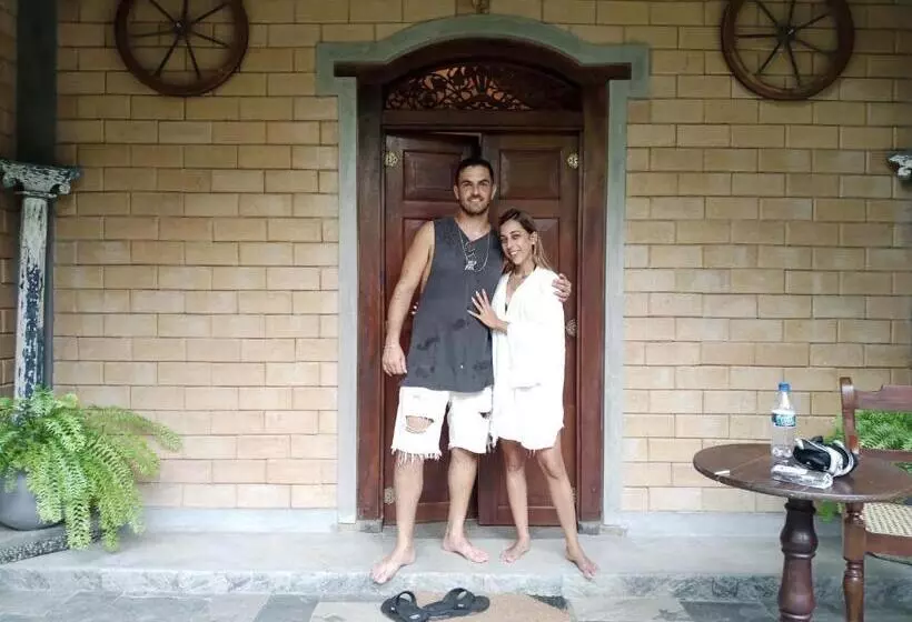 Majatalo The Brick Wonder