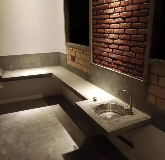 Majatalo The Brick Wonder