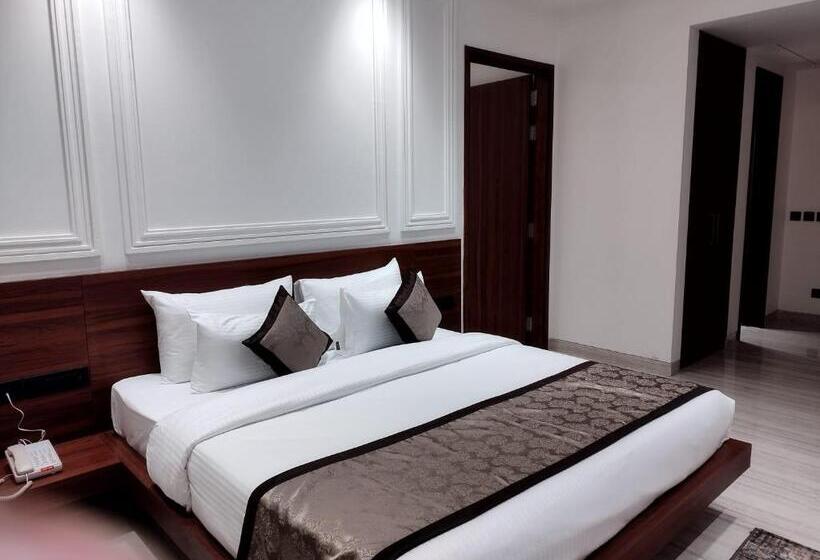 Baantalai Hotel And Resort