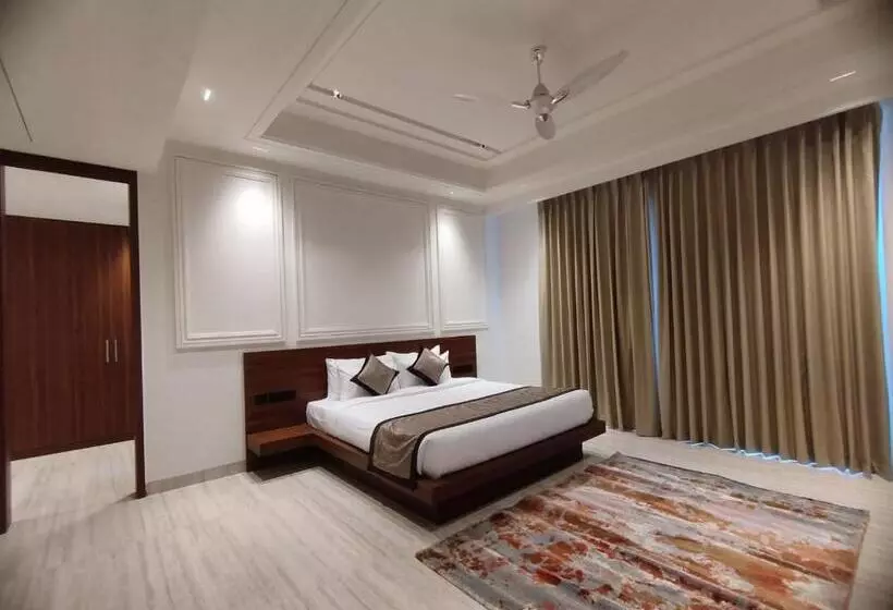 Baantalai Hotel And Resort