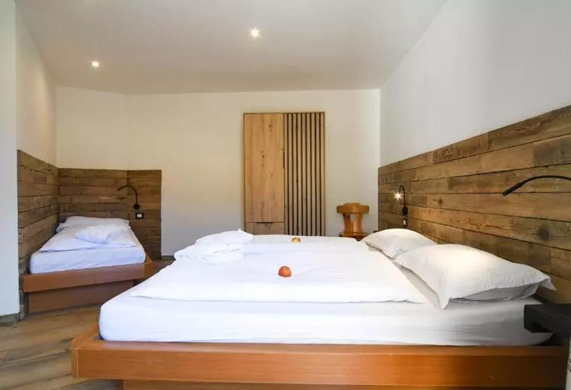 Aamiaismajoitus (B&B) Abete Rosso