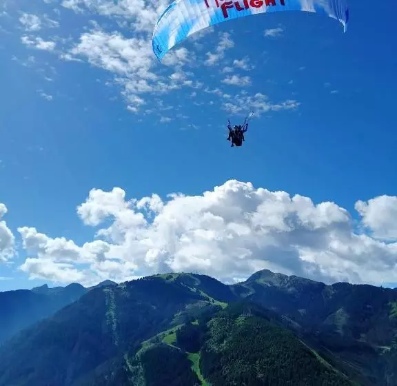 Aamiaismajoitus (B&B) Abete Rosso