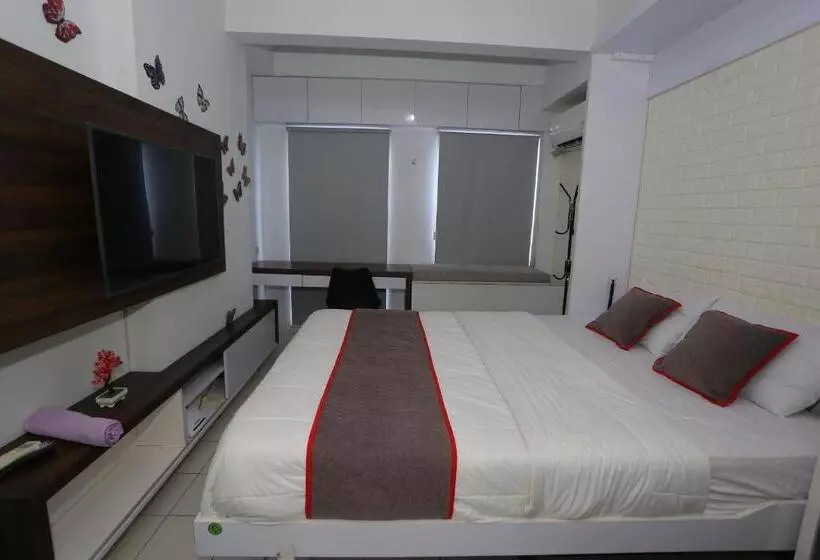 Hotelli Capital O 93490 Yubi Room Patraland