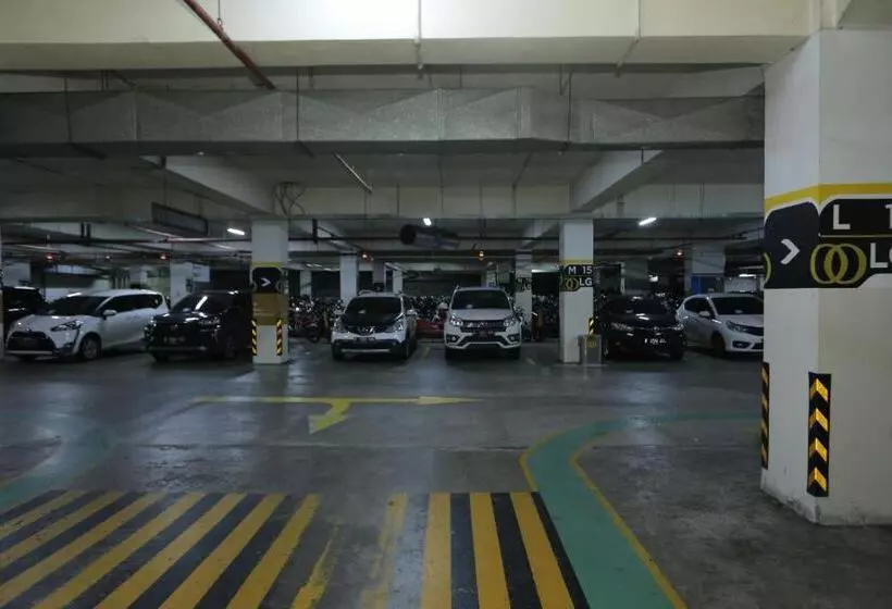 Hotelli Capital O 93490 Yubi Room Patraland