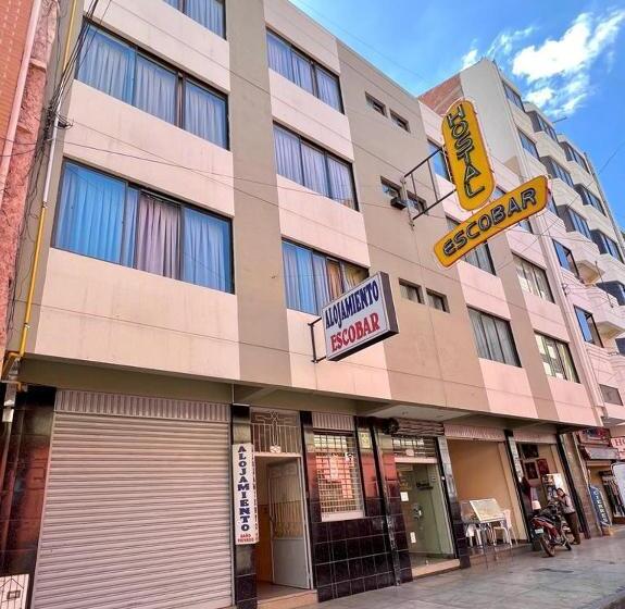 Hotel Hostal Escobar