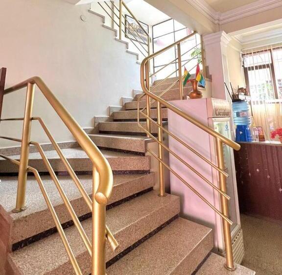 Hotel Hostal Escobar