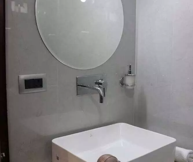 Hotelli Laksita Manor Home Stay