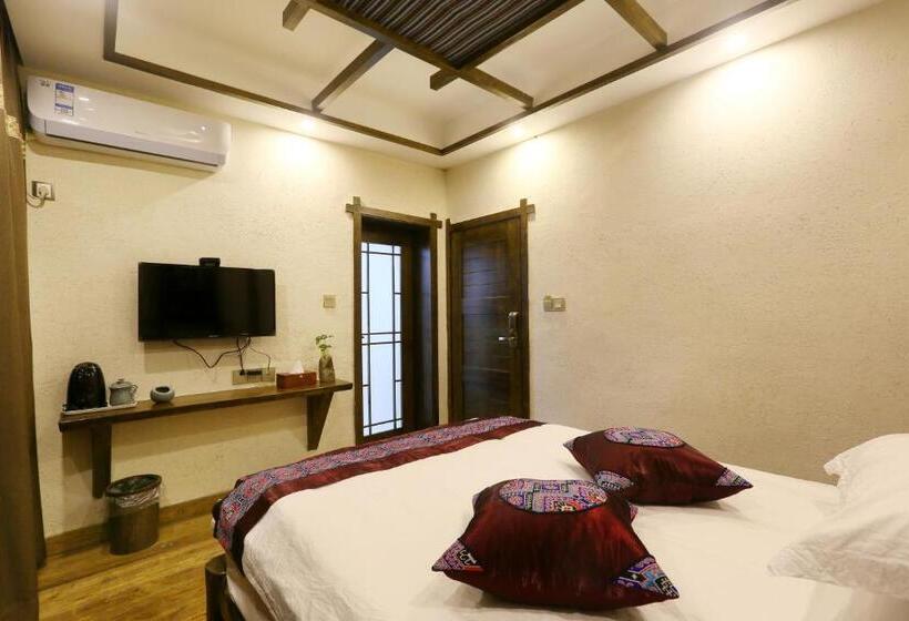 Отель Millennium Boutique