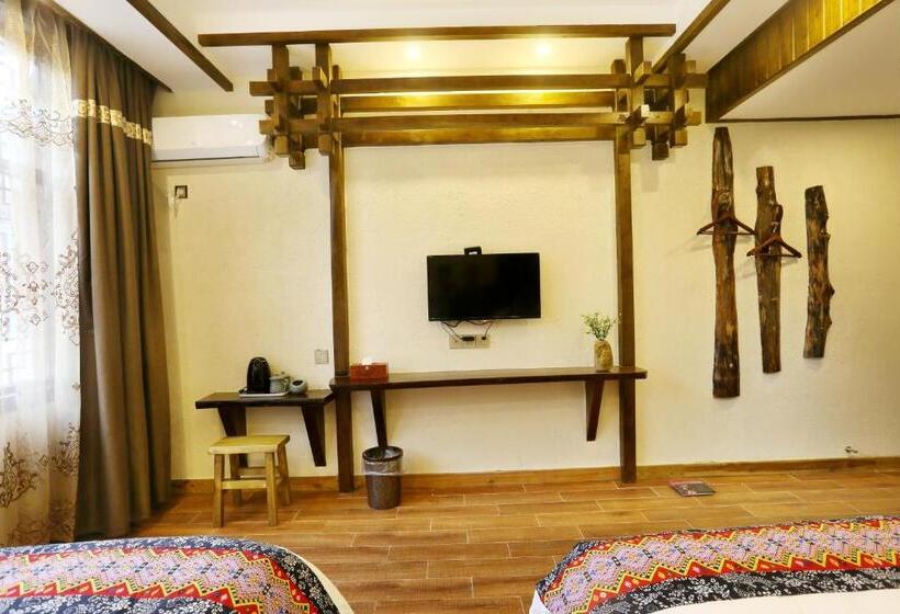 Отель Millennium Boutique