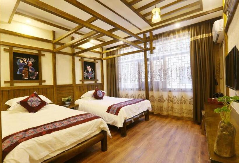 Отель Millennium Boutique