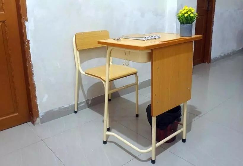 ホテル Oyo 93538 Millow Kost