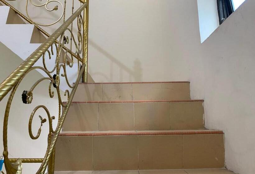 בית מלון כפרי Oyo 93538 Millow Kost