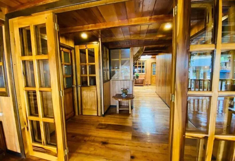 ペンション Guayabo Hostal Mindo