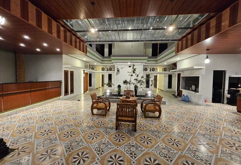 Pension Omah Joglo Bugis