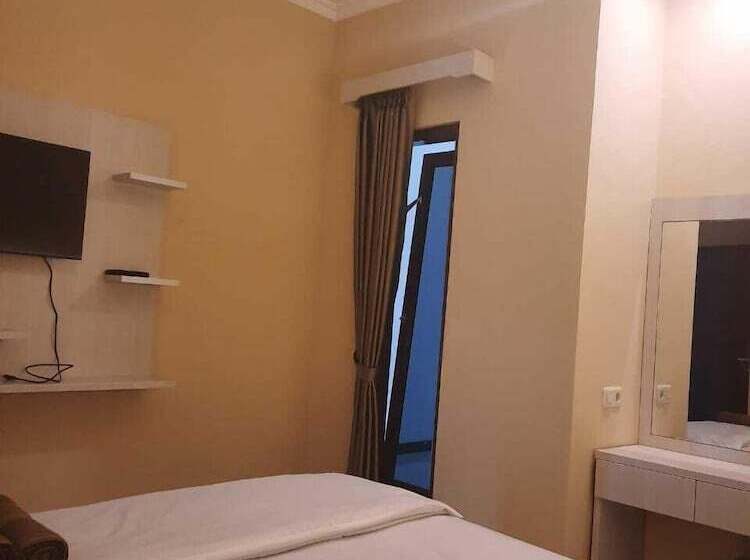 Pension Omah Joglo Bugis