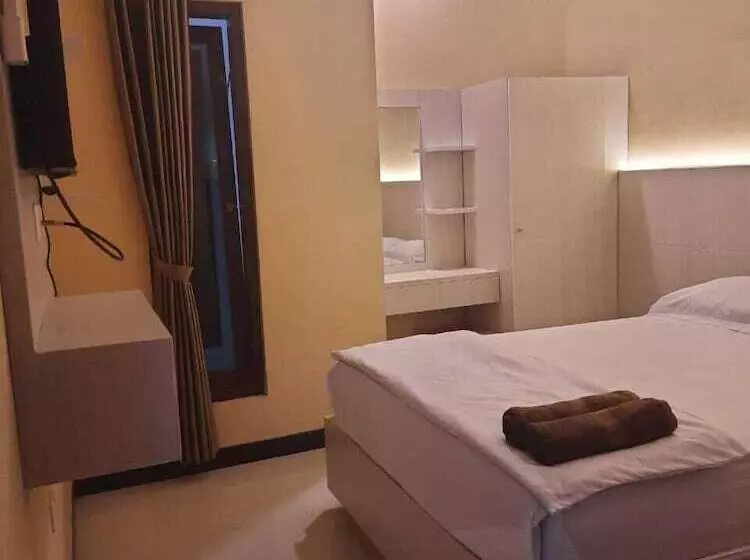 Pensionat Omah Joglo Bugis