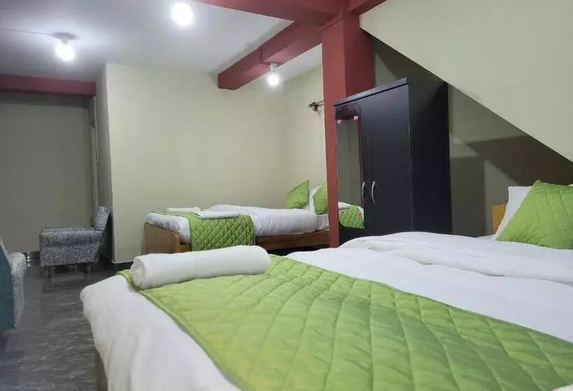 ペンション Vati Guesthouse