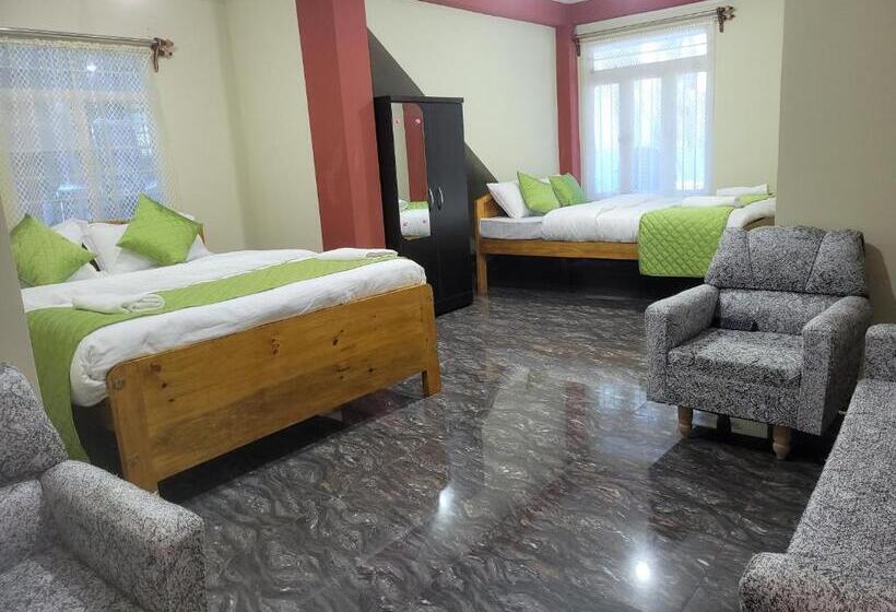 پانسیون Vati Guesthouse