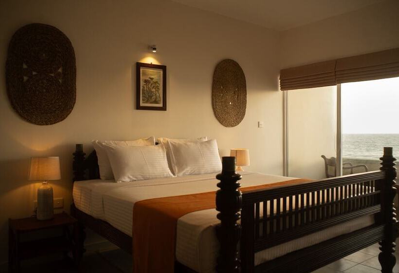 אתר נופש Neevana Hotel Hikkaduwa