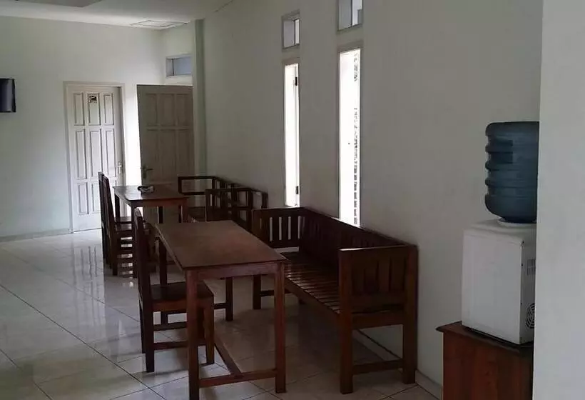 Spot On 93530 Sawang Sana Motel Syariah