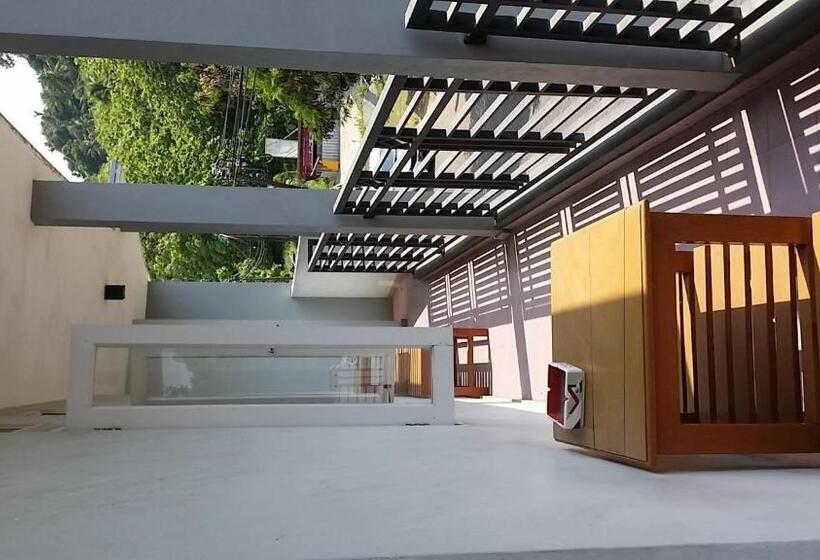 Spot On 93530 Sawang Sana Motel Syariah