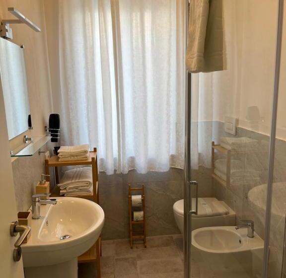 Bed and Breakfast Flora